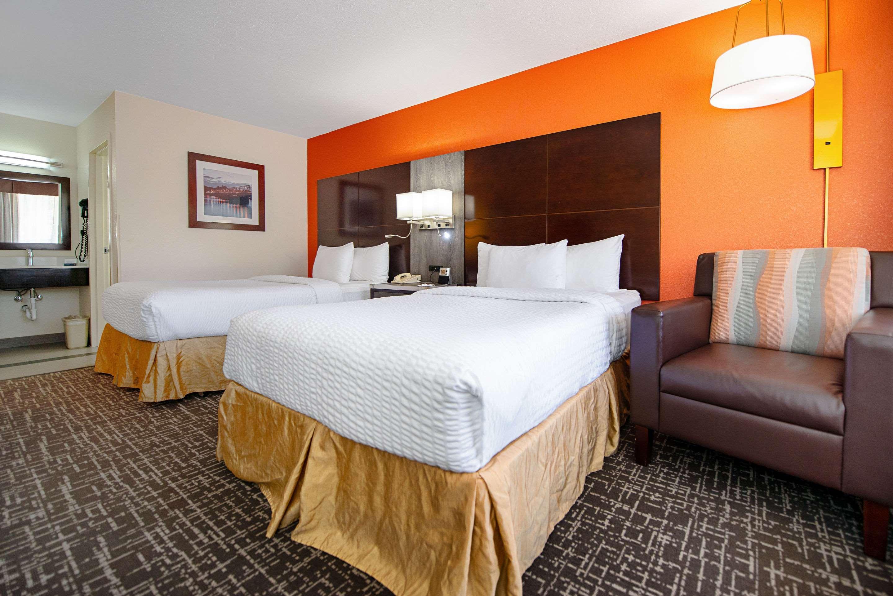 New Hope Inn & Suites Εξωτερικό φωτογραφία