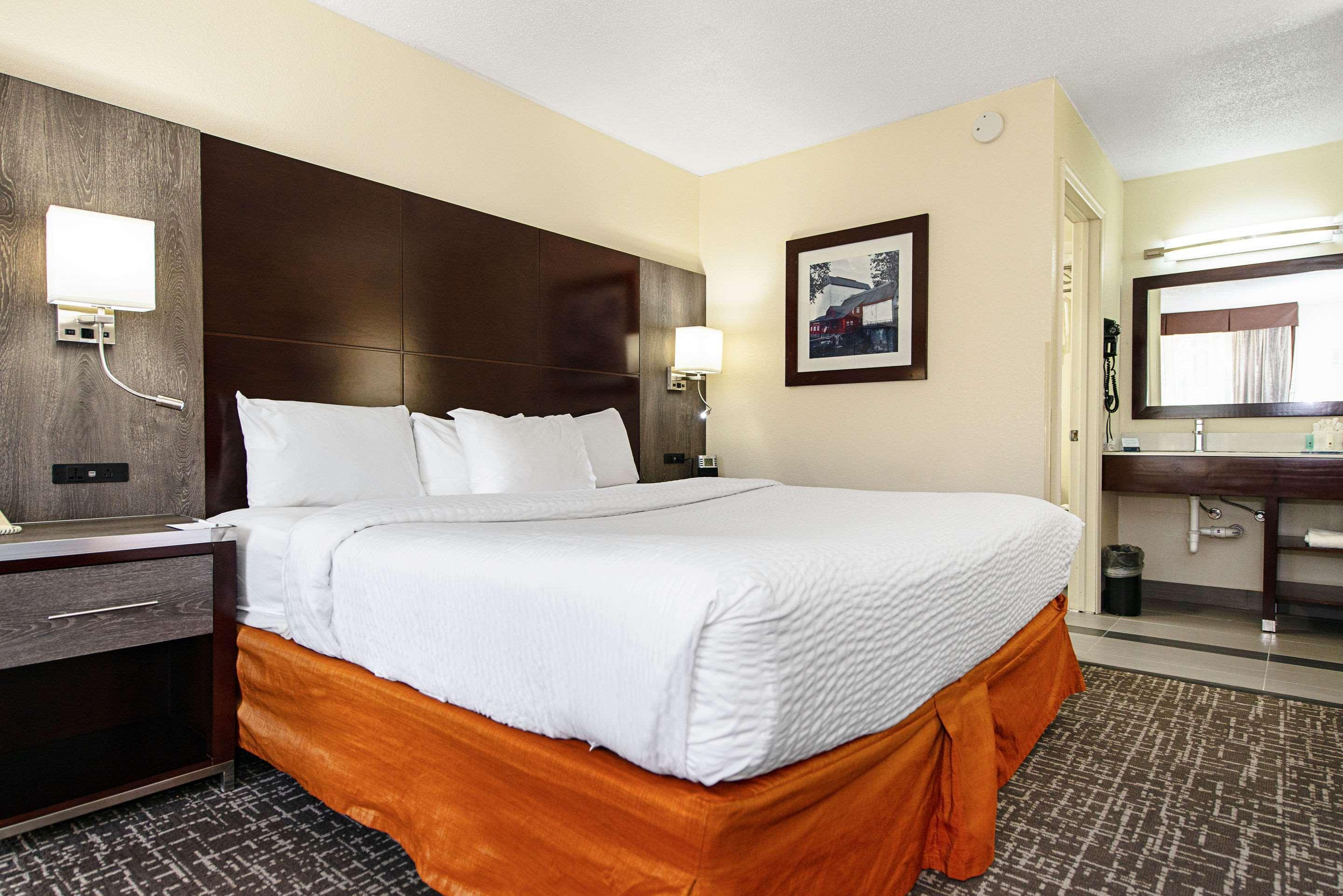 New Hope Inn & Suites Εξωτερικό φωτογραφία