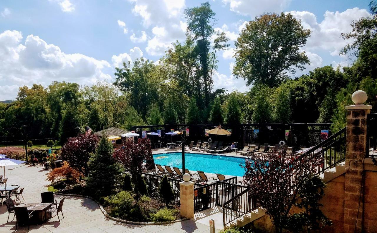 New Hope Inn & Suites Εξωτερικό φωτογραφία